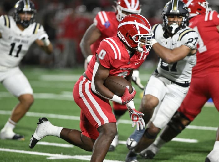 Jordon Davison (O), Mater Dei. Photo: Heston Quan.